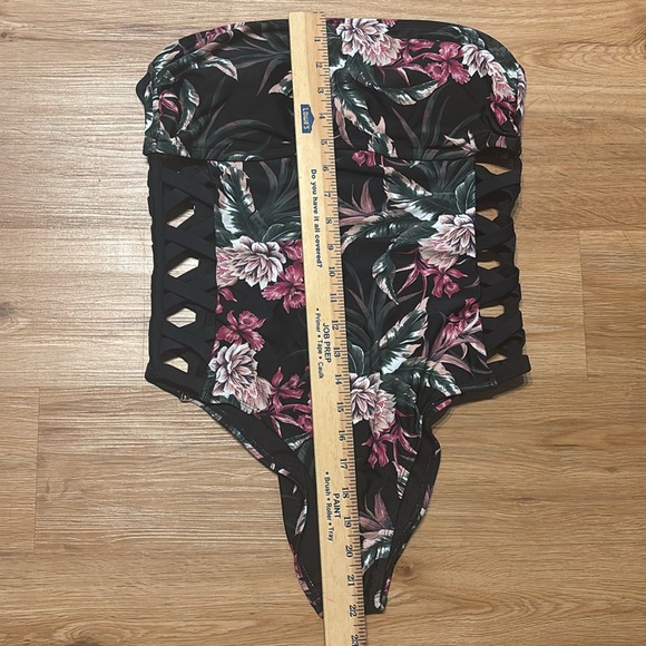 Bebe Swimsuit Bandeau One Piece Floral Nylon Spandex Black MultiColor Women L - Picture 6 of 8